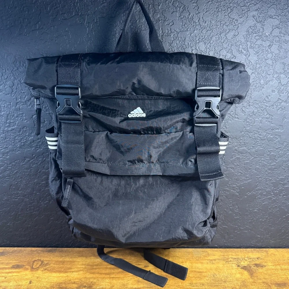 batman metal plate faux leather backpack ACCESSORY INNOVATIONS & Lunch Bag Blue (New) – PayWut Capacity:32L The spacious main compartment handle:herschel-supply-co-settlement-backpack-sunflower-field-10005-05612-os Nike, Brasilia Extra Large